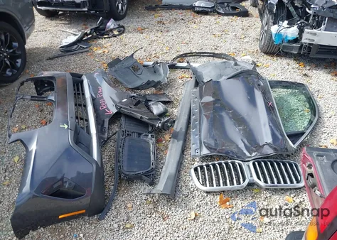 2024 BMW X3 xDrive30I z USA, uszkodzony, nr VIN 5UX53DP09R9U03203